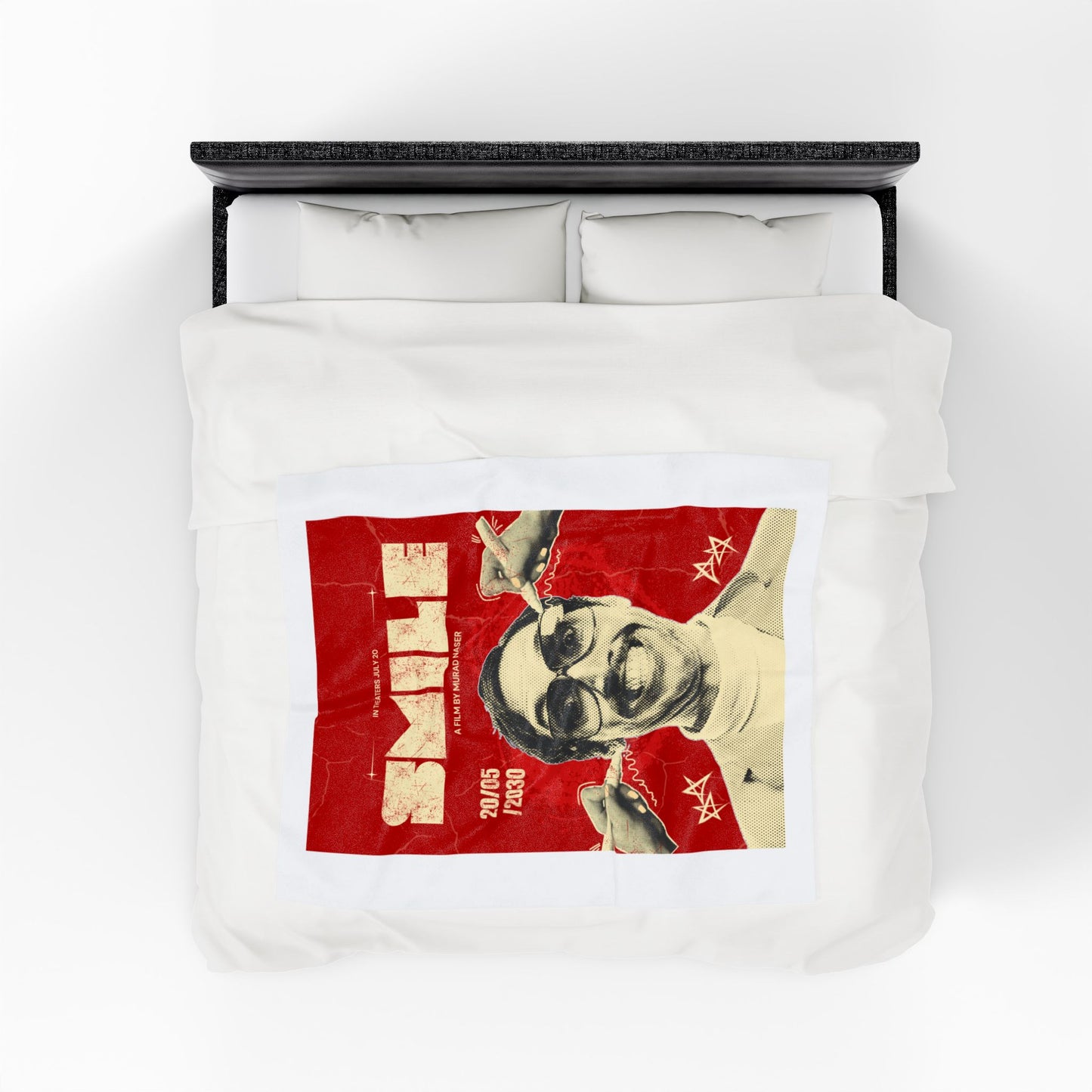 Retro 'SMILE' Movie Plush Blanke