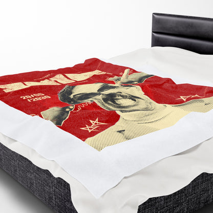 Retro 'SMILE' Movie Plush Blanke