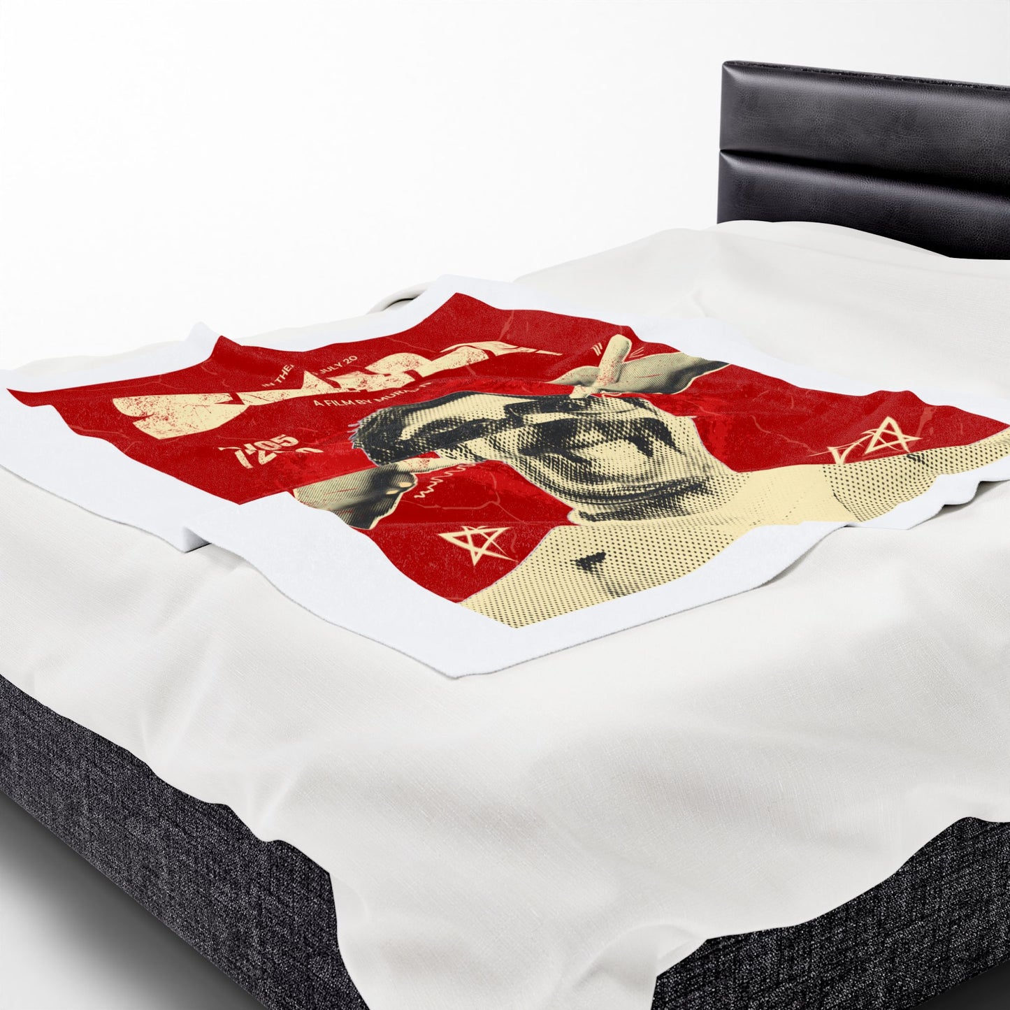 Retro 'SMILE' Movie Plush Blanke