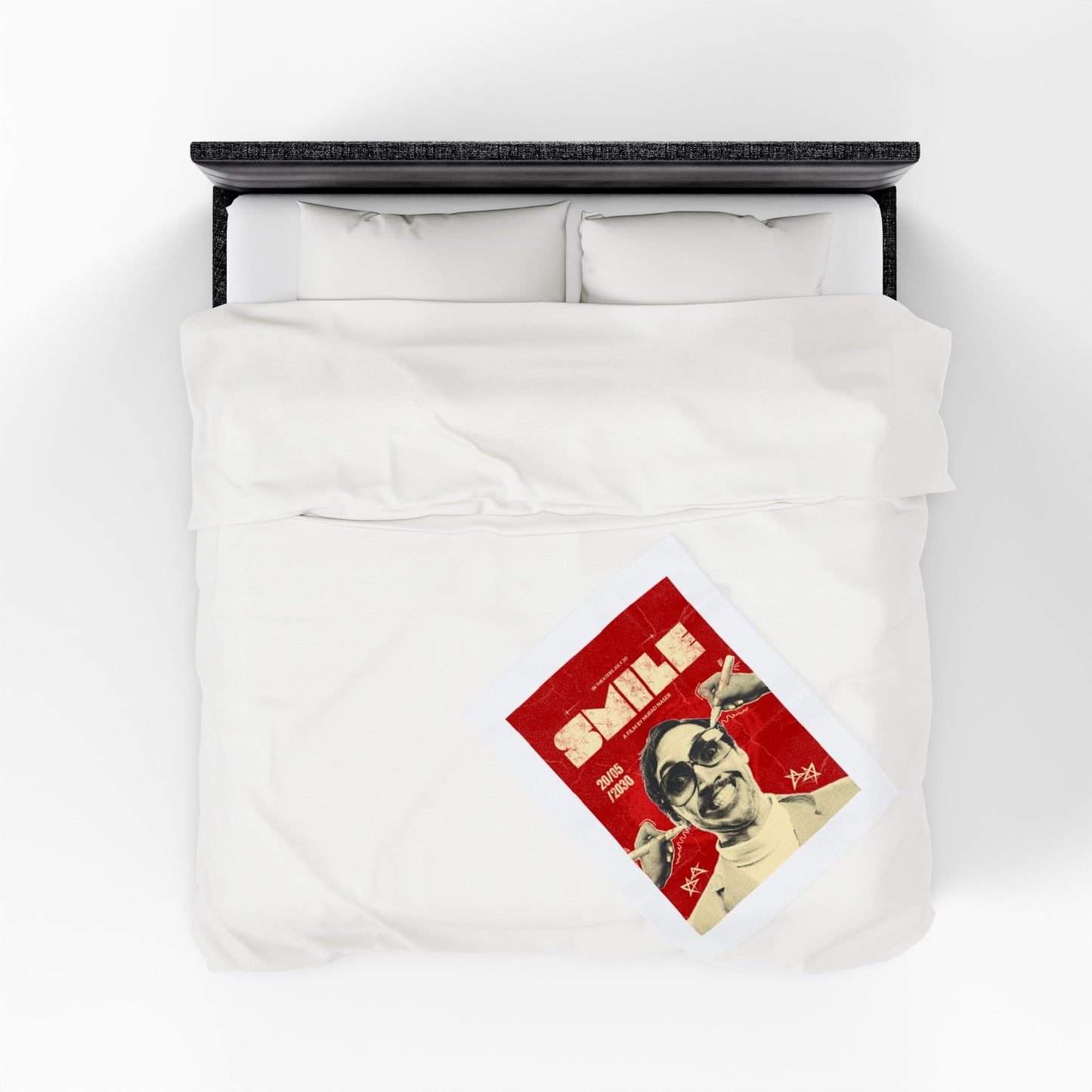 Retro 'SMILE' Movie Plush Blanke