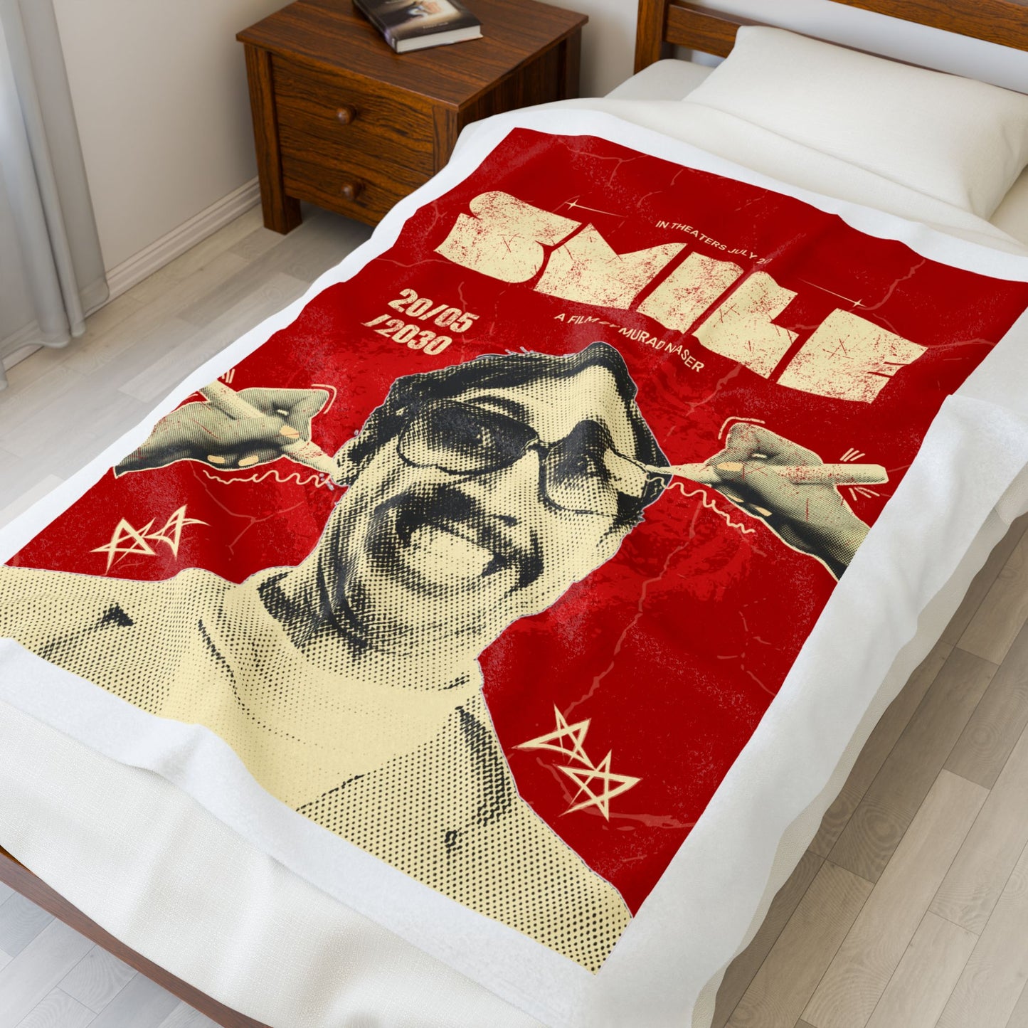 Retro 'SMILE' Movie Plush Blanke
