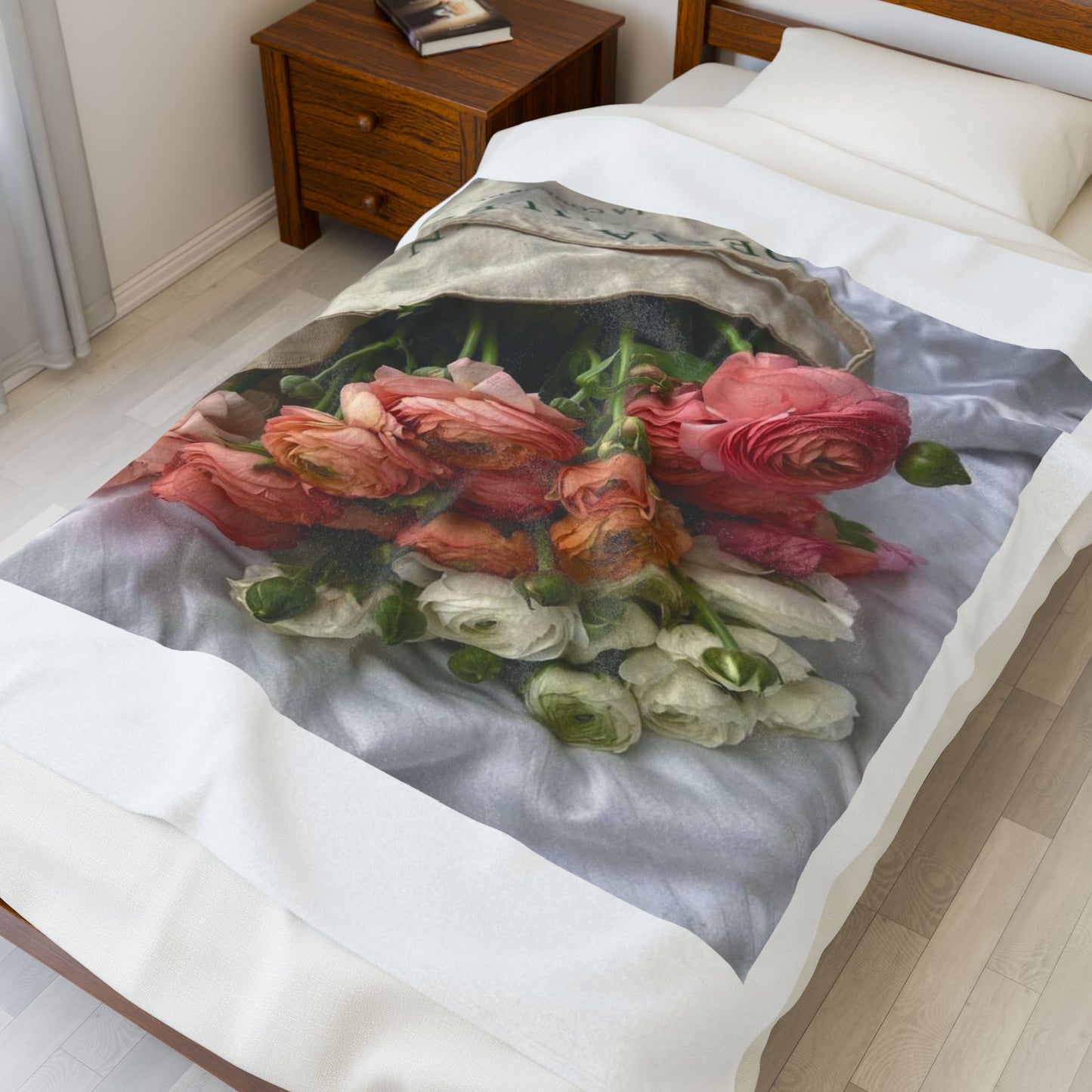 Romantic Velveteen Plush Blanket